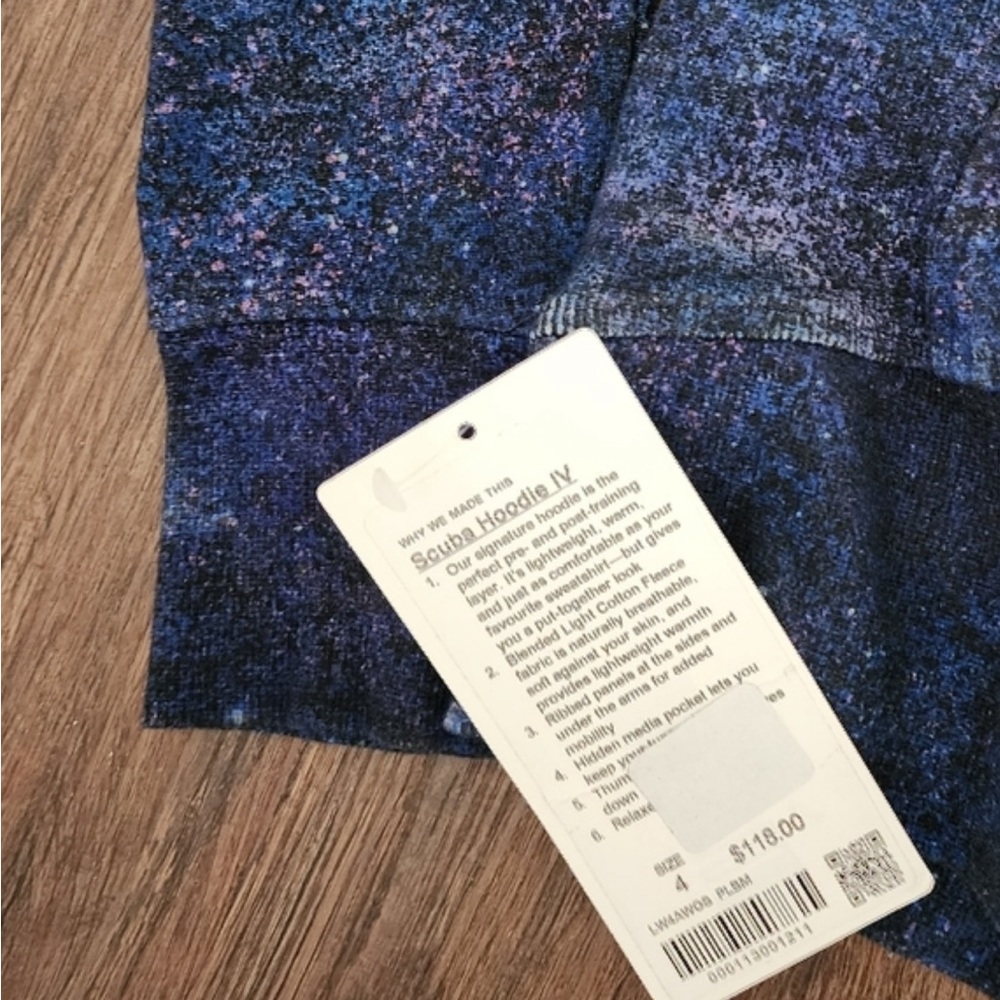 Lululemon Scuba Hoodie IV in blue polar lights